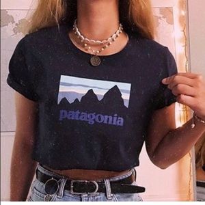 Patagonia Crop Top Tshirt